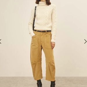 Perfect condition Nili Lotan Shon pant size 8. Corduroy fabric.